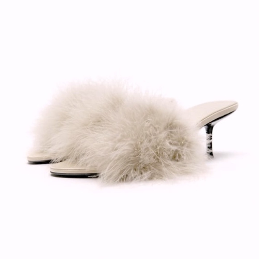 ZARA Feathered Mule Plumas